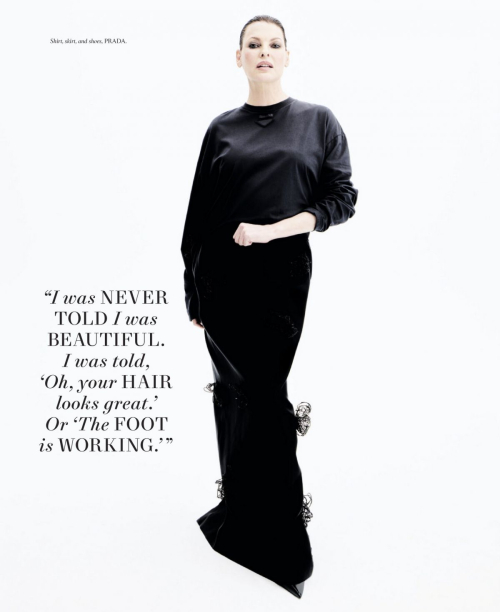 Linda Evangelista in Harper