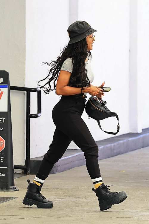 Meagan Good Visits Medical Building in Los Angeles, May 2025 7