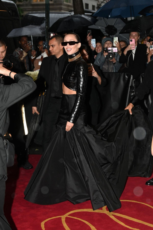Miley Cyrus Heading to 2025 Met Gala, May 2025 1
