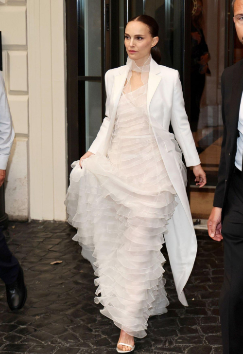 Natalie Portman at Dior Cruise 2026 Show in Rome, May 2025 1