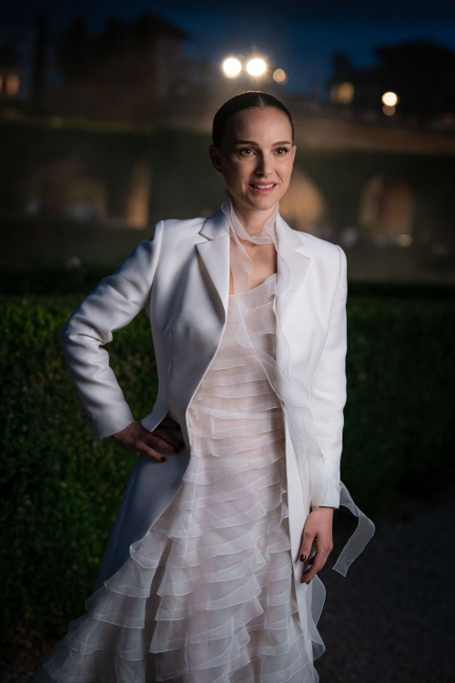 Natalie Portman at Dior Cruise Show in Rome, May 2025 7