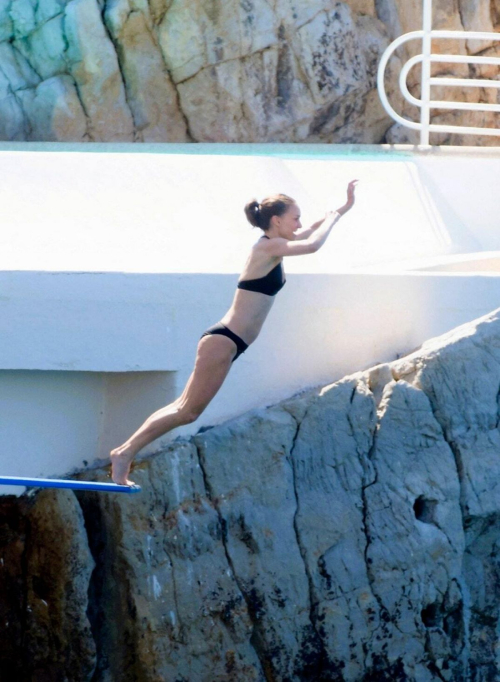 Natalie Portman in Bikini at Cannes Beach, May 2025 6