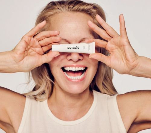 Pamela Anderson for SonsieSkin Campaign, May 2025 5