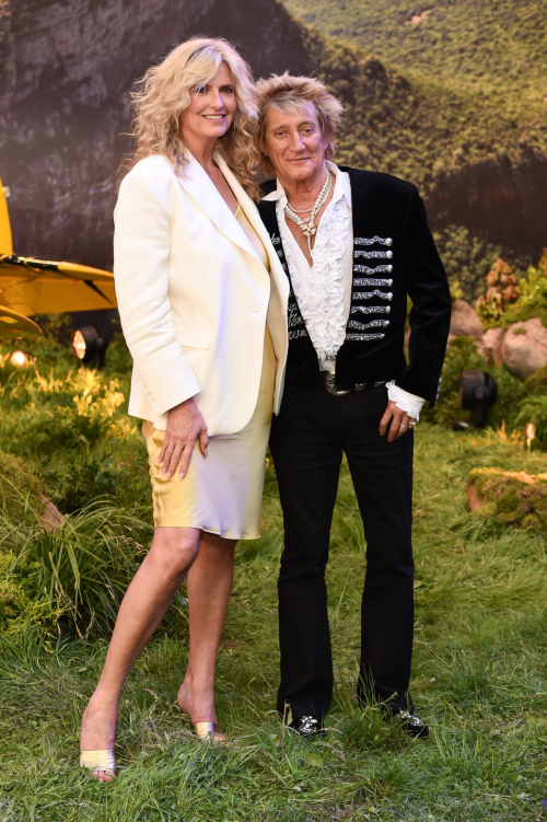 Penny Lancaster at Mission Impossible Premiere, May 2025 2