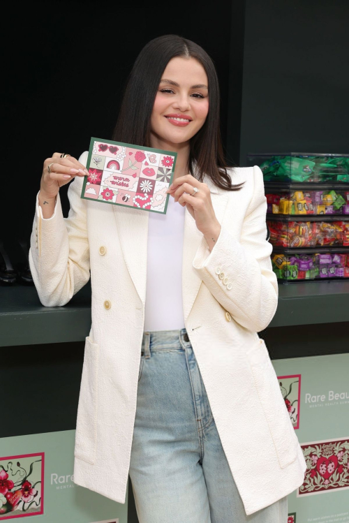 Selena Gomez Rare Beauty Summit, Los Angeles, May 2025 1