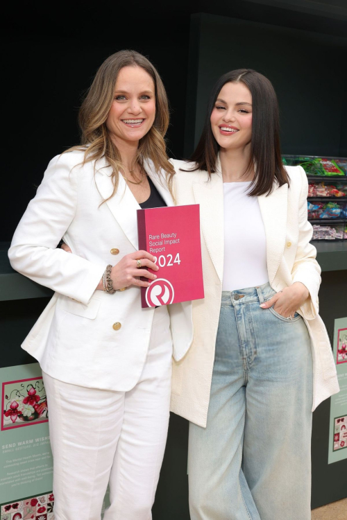 Selena Gomez Rare Beauty Summit, Los Angeles, May 2025 4