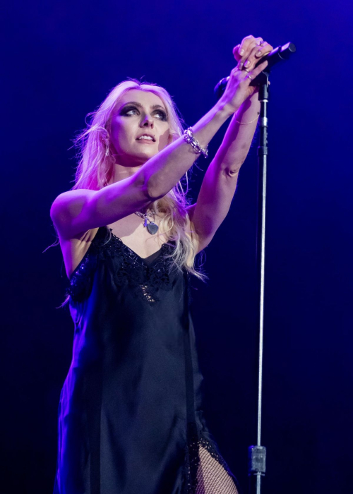 Taylor Momsen Performs at AC/DC Tour, April 2025 5