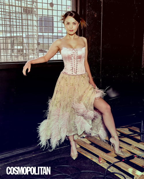 Valkyrae for Cosmopolitan Philippines cover, May 2025 14