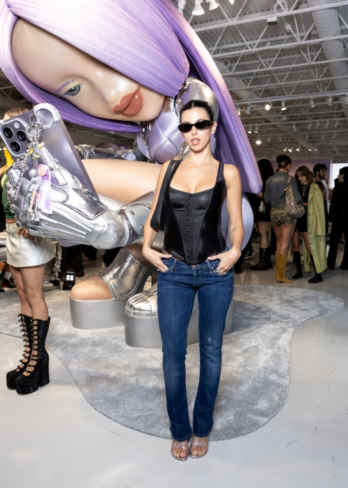 Victoria Villaroel at Bratz Pop-Up in LA, May 2025 1