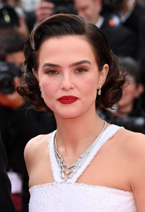 Zoey Deutch at New Wave Cannes Premiere, May 2025 2