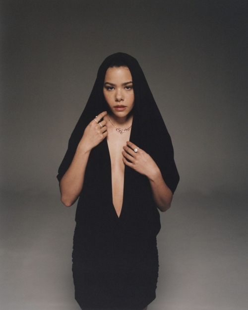 Antonia Gentry for Only Natural Diamonds, June 2025 1