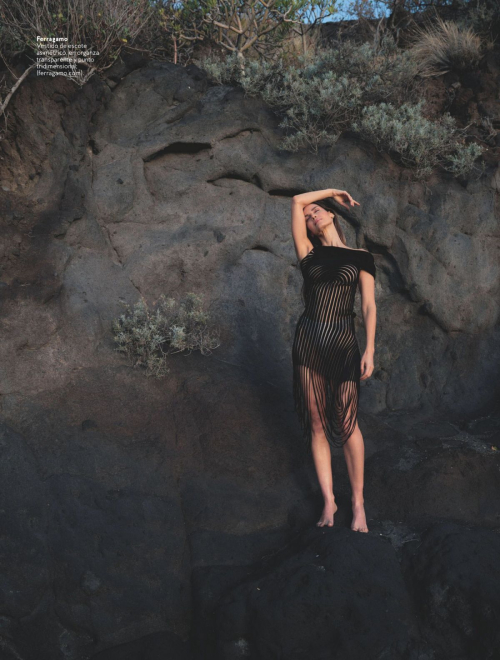 Ariadne Artiles in Instyle Spain, July/August 2025 3