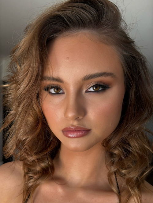 Chelsea Mayer instagram photos, June 2025 12