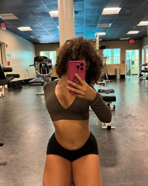 Devenity Perkins Instagram Style Moments, June 2025 8