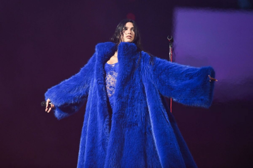 Dua Lipa Stuns in Sparkling Bodysuit and Fur Coat – Dublin Radical Tour June 2025 6