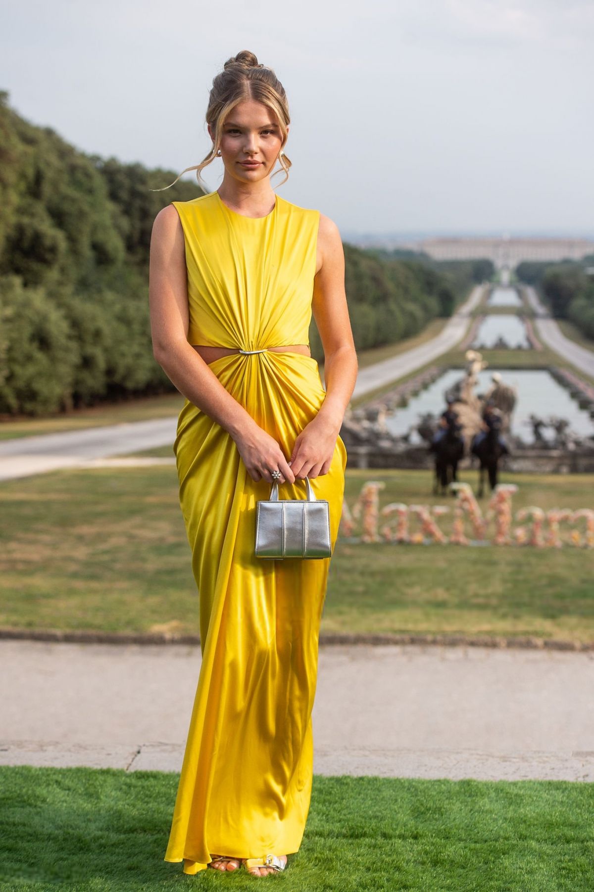 Ellie Thumann at Max Mara Cruise Show, June 2025