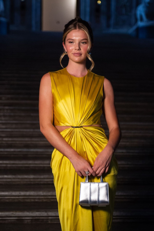 Ellie Thumann at Max Mara Cruise Show, June 2025 4