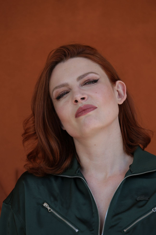 Elodie Frege Seen at French Open, May 2025 6