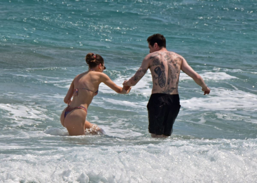 Elsie Hewitt in Bikini Palm Beach, March 2025 9