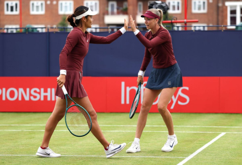 Emma Raducanu and Katie Boutler in Doubles Match, June 2025 3