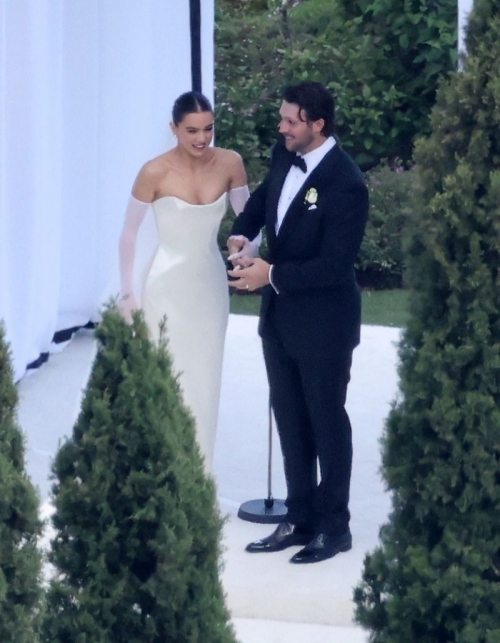 Hailee Steinfeld Wedding Celebration, May 2025 7