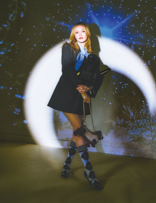 Iris Apatow for Flaunt Magazine, June 2025 10