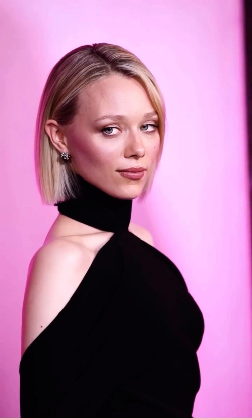 Ivanna Sakhno M3GAN 2.0 Premiere portraits, June 2025