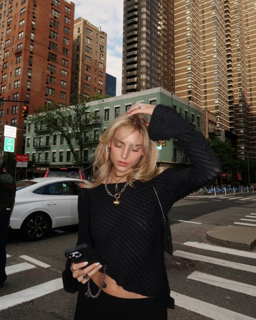 Kari Riley – Instagram Photos, June 2025 10