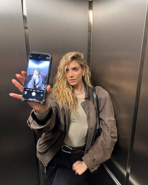 Kari Riley – Instagram Photos, June 2025 20