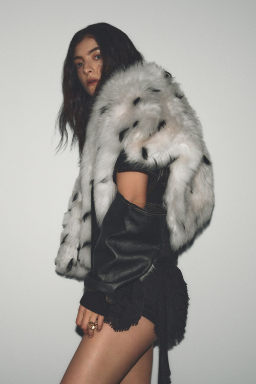 Lorde for Vogue Australia, July 2025 2