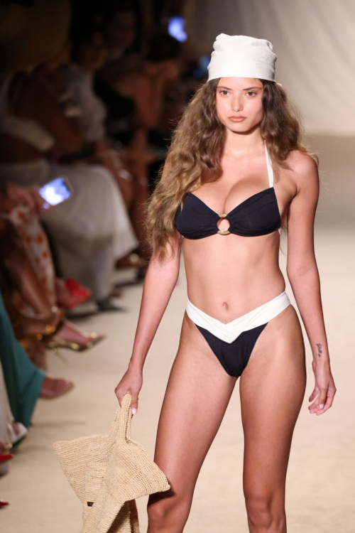 Maria Katarina at Monday Swim Show Miami, May 2025 9