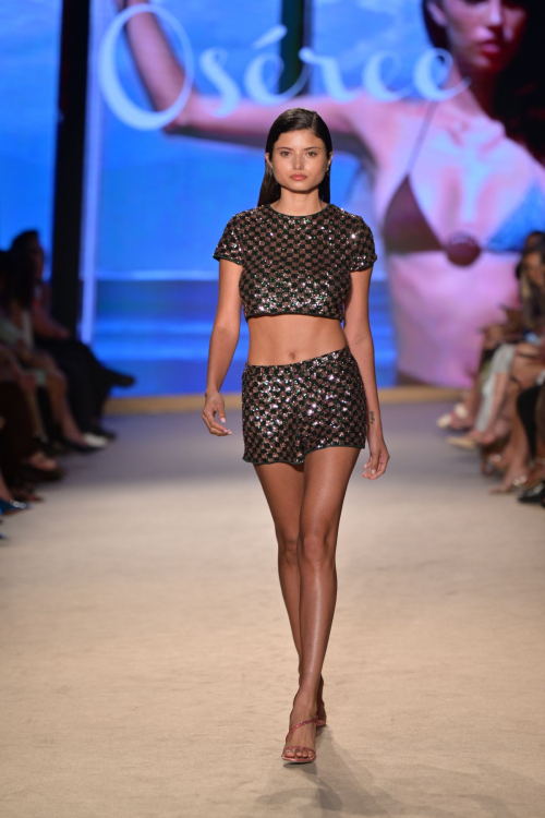 Maria Katarina at Oseree Show Miami, May 2025 10