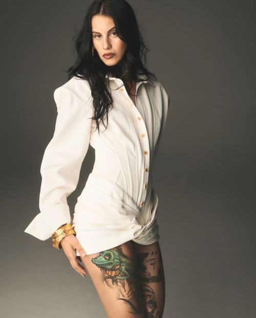 Milena Smit for Mujer Hoy, July 2025 2