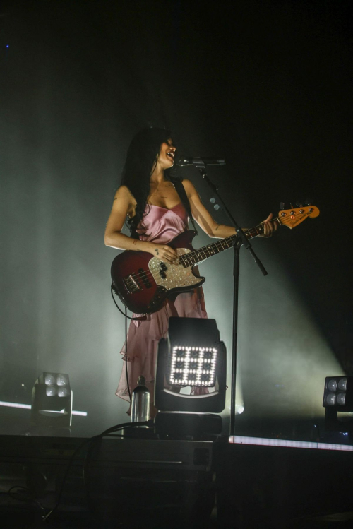 Nessa Barrett performs in Dublin, May 2025 6