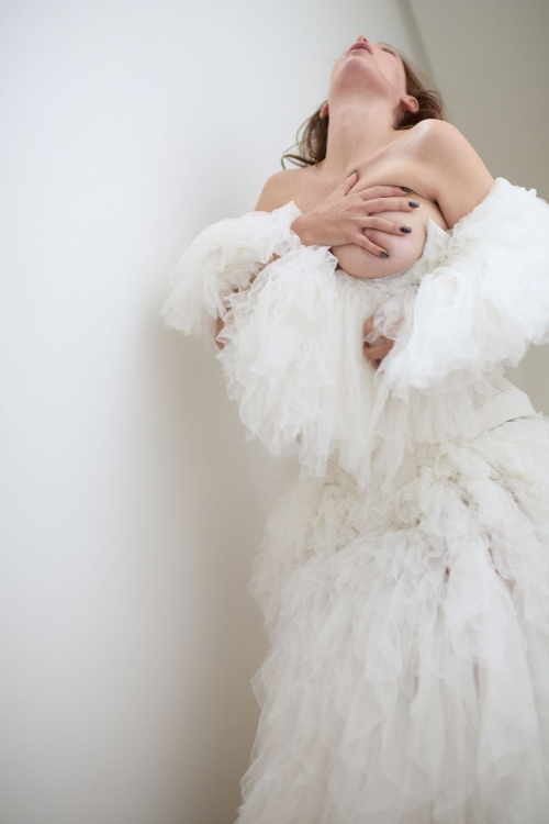 Paz De La Huerta for Face Magazine Shoot, June 2025 4