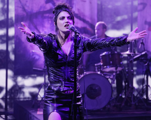 Sharon Van Etten performs at Kimmel Live, May 2025 1