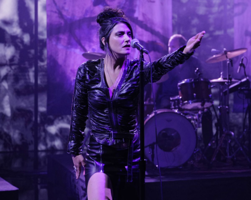 Sharon Van Etten performs at Kimmel Live, May 2025 2