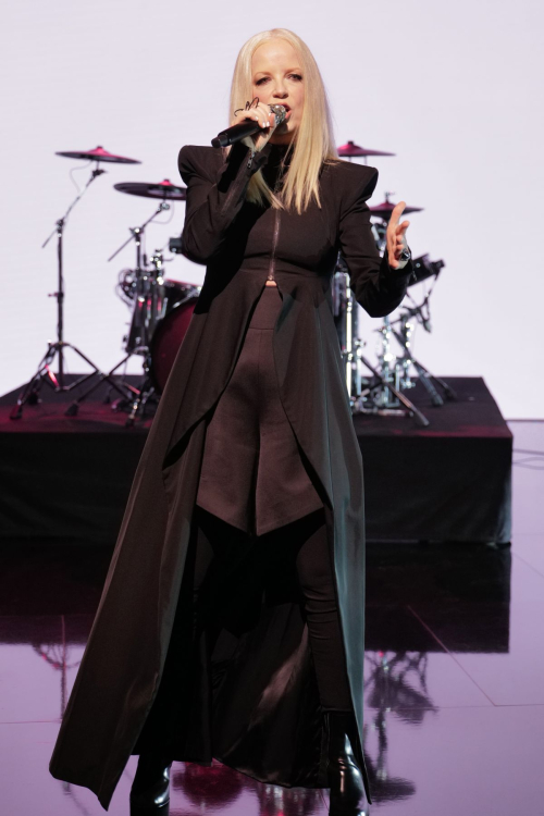 Shirley Manson performs at Kimmel Live, June 2025 7