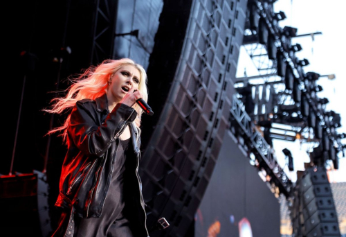 Taylor Momsen on Power Up Tour in Nashville, May 2025 5