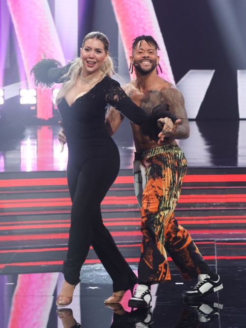 Wanda Nara at Dancing with the Stars Final, June 2025 7