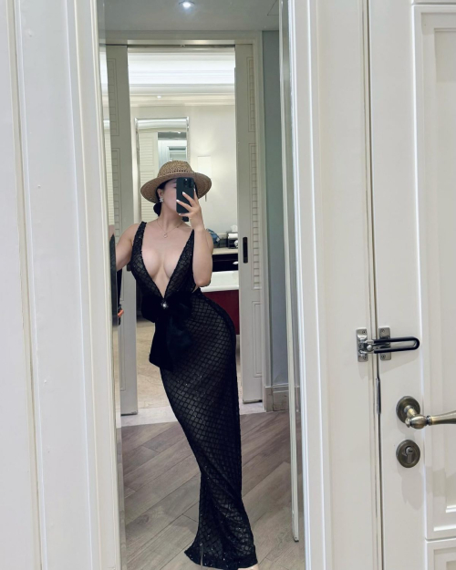 Yunyan Liu – Instagram Photos, June 2025 2