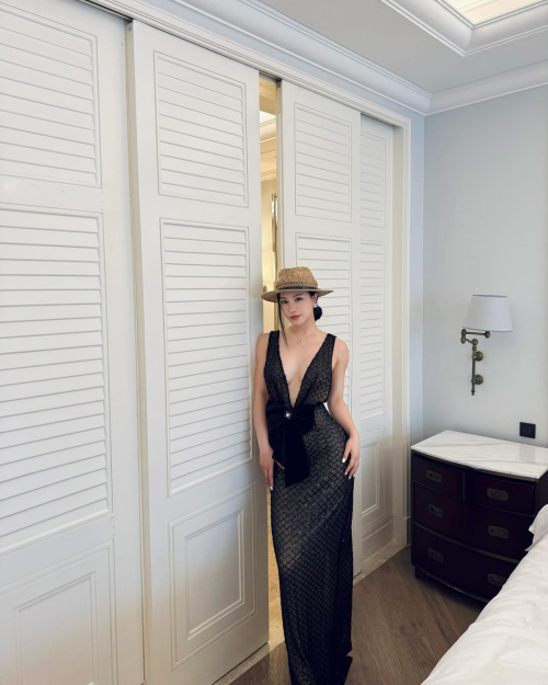 Yunyan Liu – Instagram Photos, June 2025 6