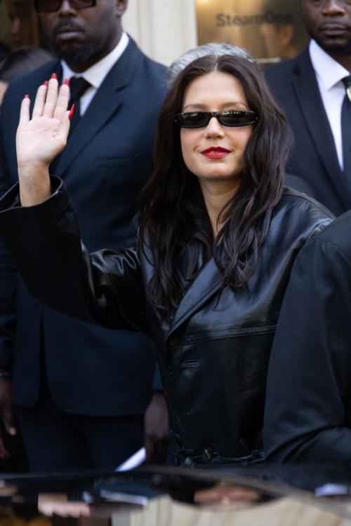 Adele Exarchopoulos at Balenciaga show, July 2025