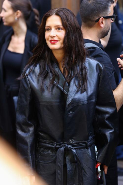 Adele Exarchopoulos at Balenciaga show, July 2025 5