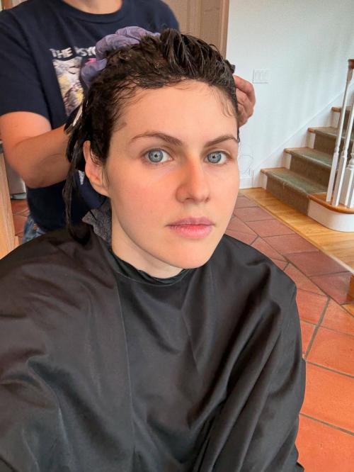 Alexandra Daddario Instagram Fashion, July 2025 2