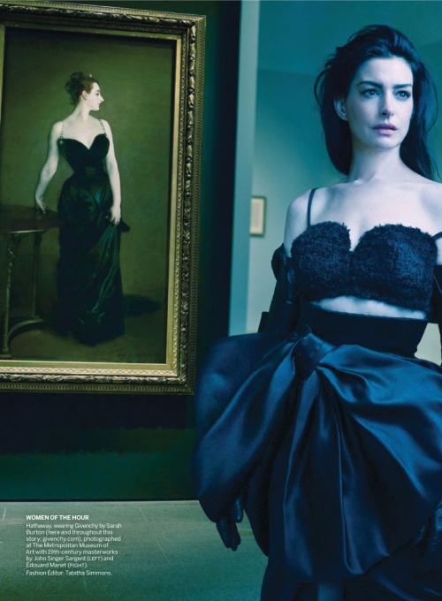 Anne Hathaway in Vogue US Editorial, August 2025 9