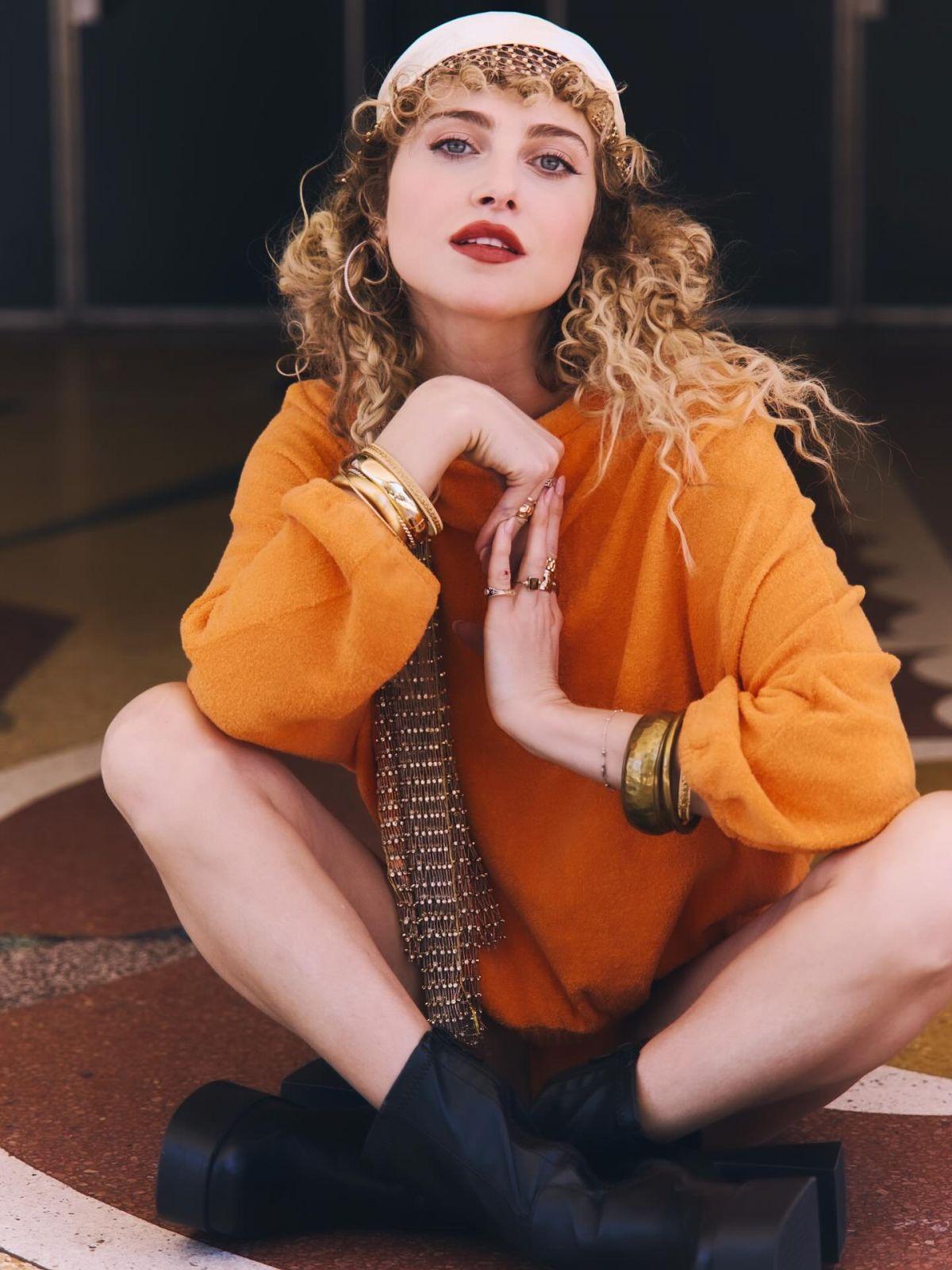 Anne Winters at a photoshoot, Jul 2025