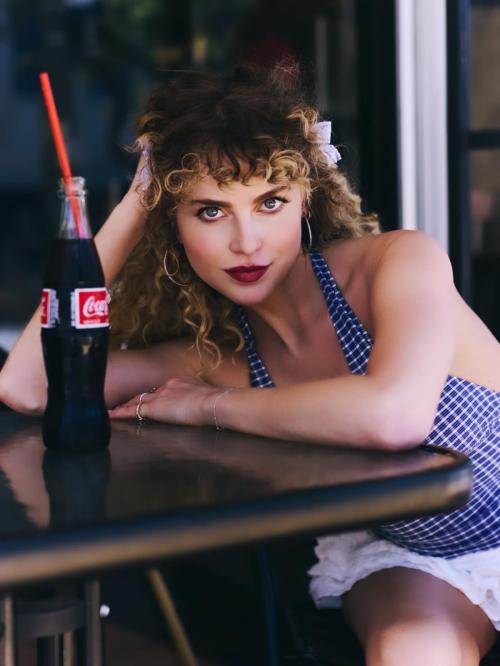 Anne Winters Elegant Photoshoot July 2025 4