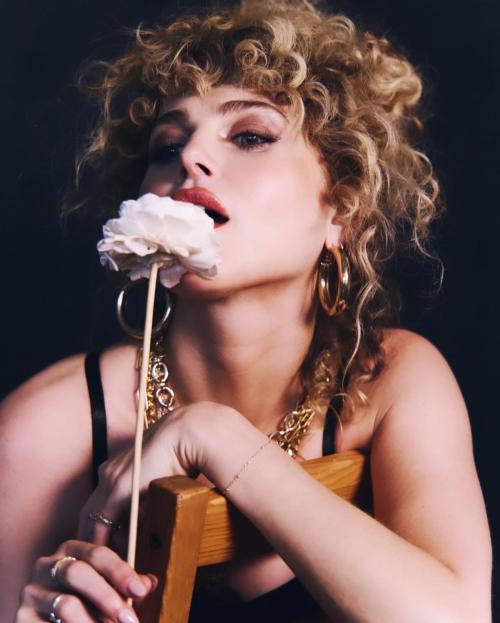 Anne Winters in Stylish Summer Photoshoot, July 2025 5