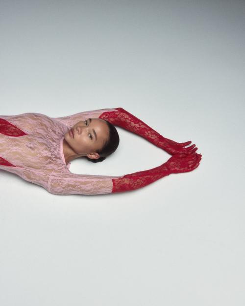 Ashley Moore Stuns in Glam Photoshoot, June 2025 4